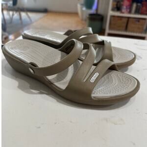 Crocs Women's Patricia Mini Wedge Sandal, Size 9, EUC